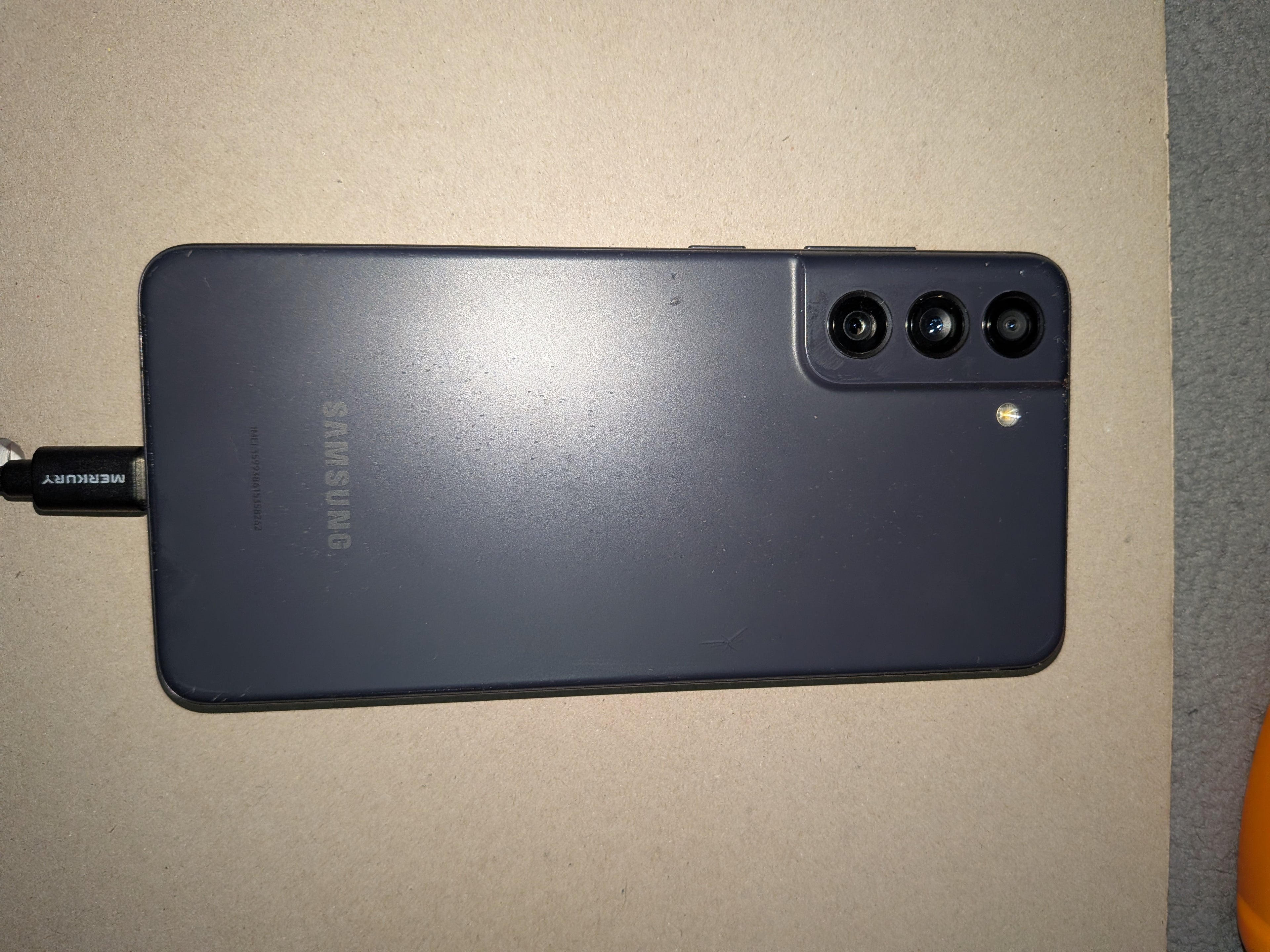 Samsung s21-used like new