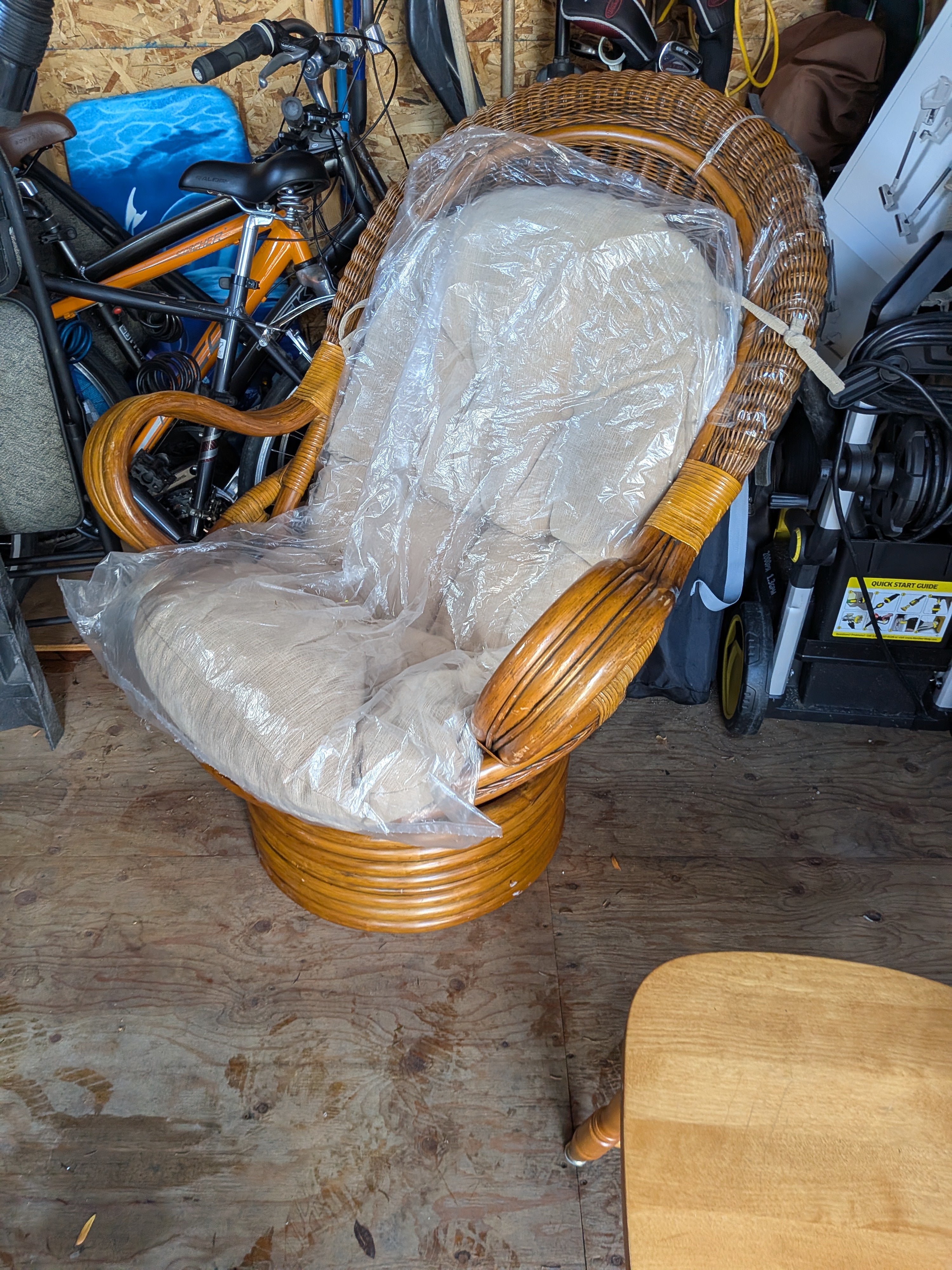 Custom Rattan/Wicker Revolving Leisure Chair