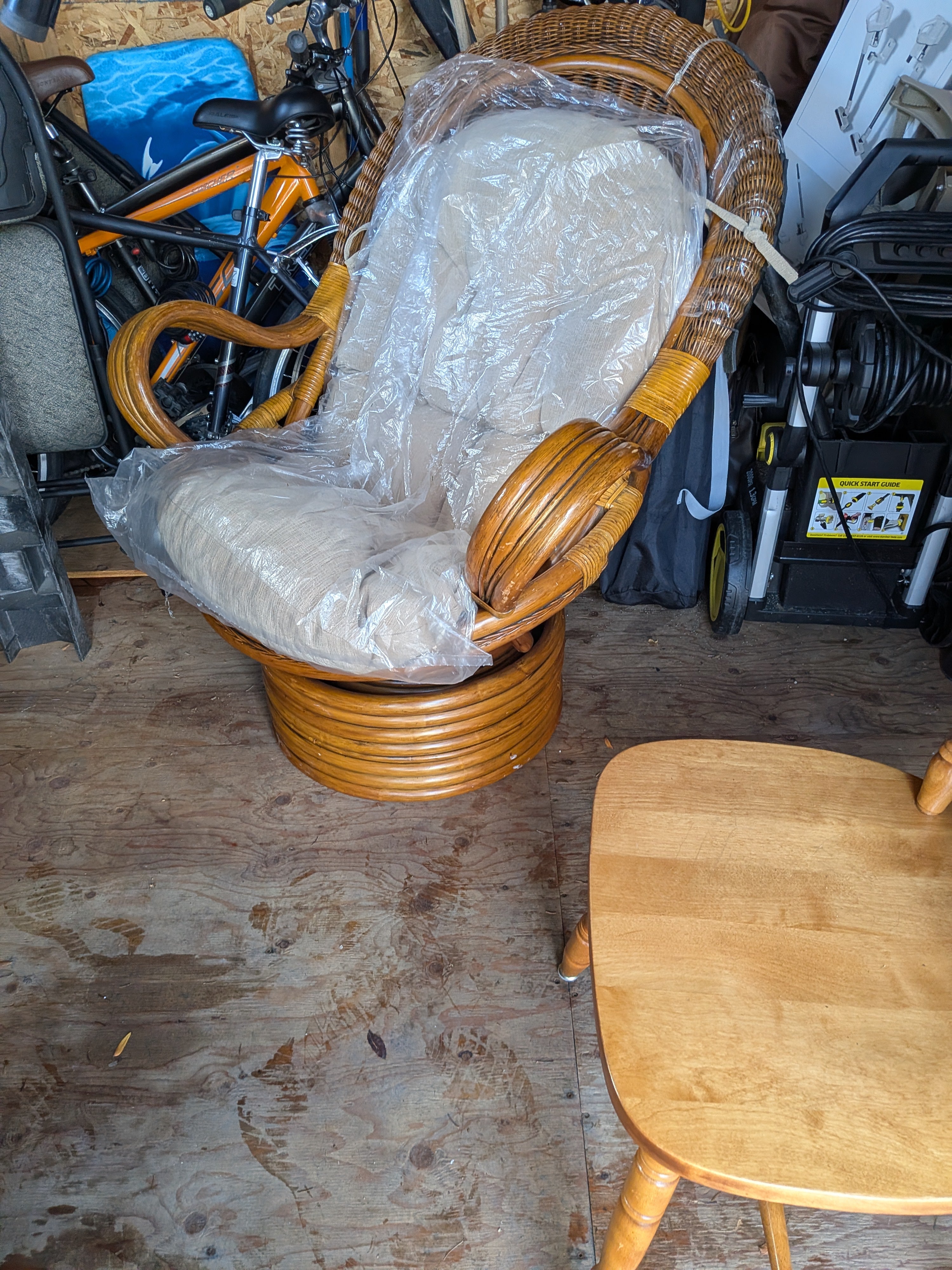 Custom Rattan/Wicker Revolving Leisure Chair